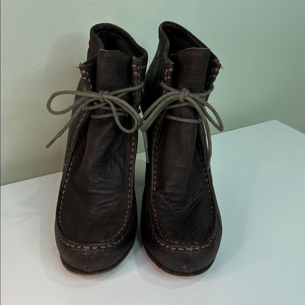 Dolce Vita Brown Leather Lace-Up Booties • Chunky Heel • Boho Chic